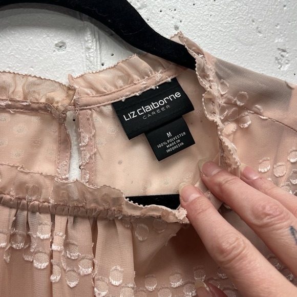 Liz Claiborne Career Womens Medium Pink Polkadot Blouse Long Sleeve - Picture 3 of 7